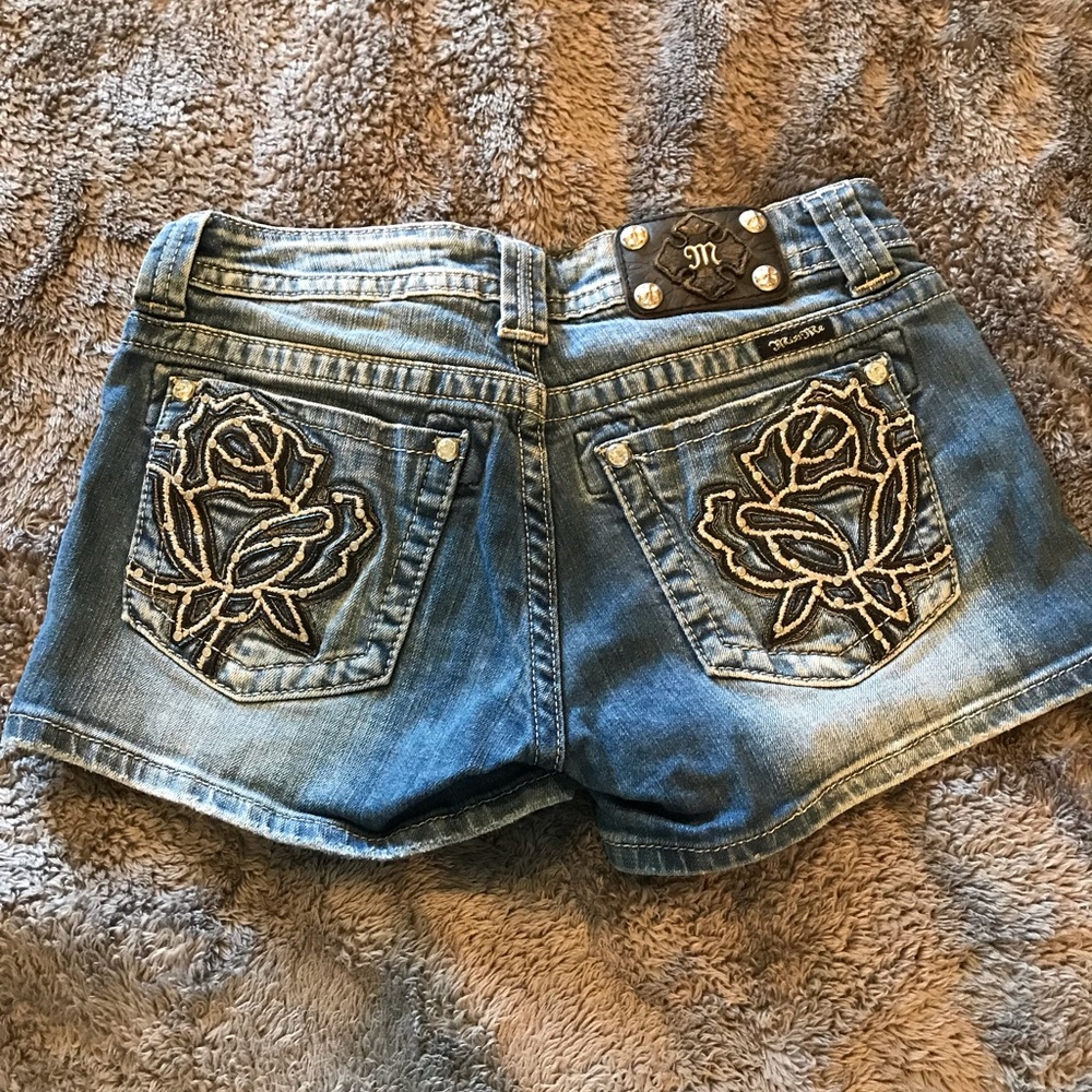 Miss me shorts, size 29, perfect condition